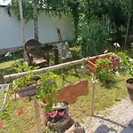 Дом отдыха Edi